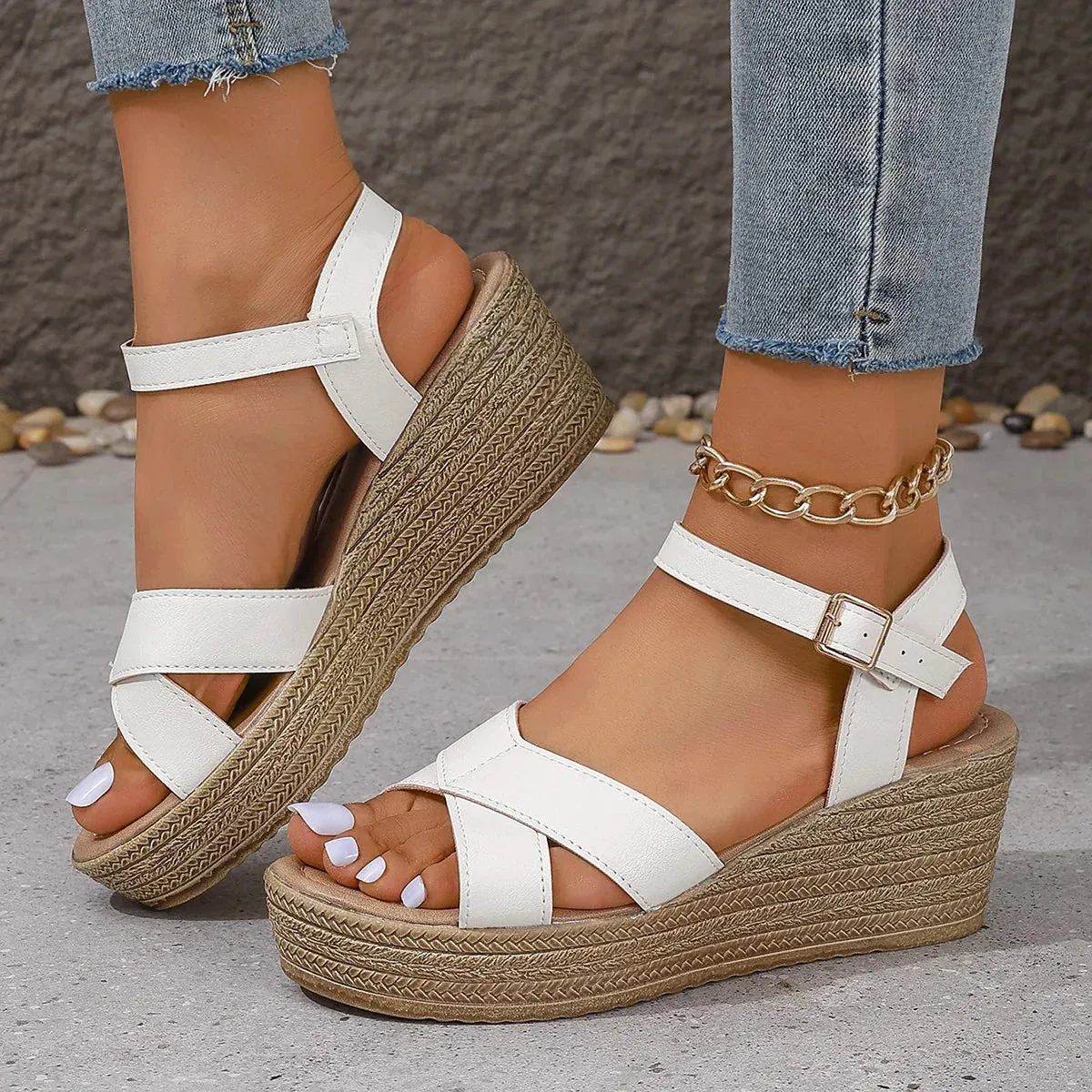 Daphne | Chic Wedge Sandals